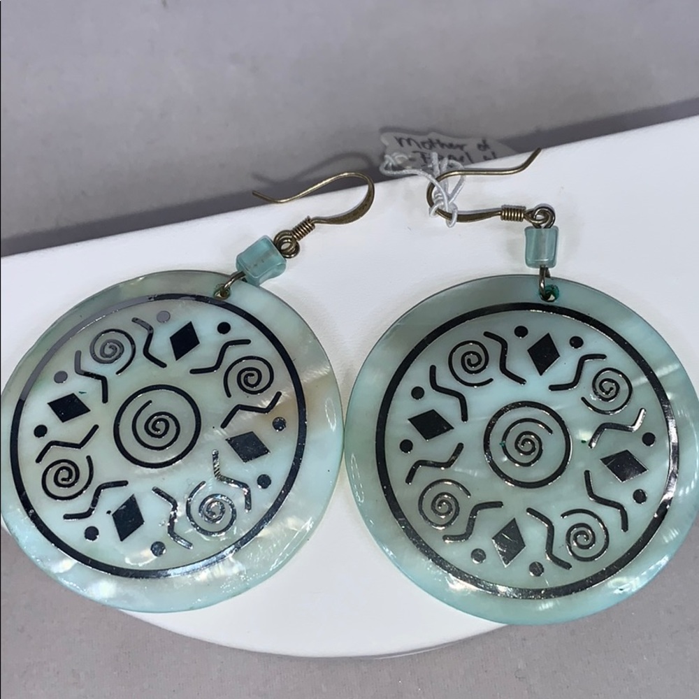 Vtg Mother of pearl and silver earrings